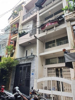 bán nhà riêng 25m2, 8,6 tỷ tại cầu ông lãnh, q1, hcm