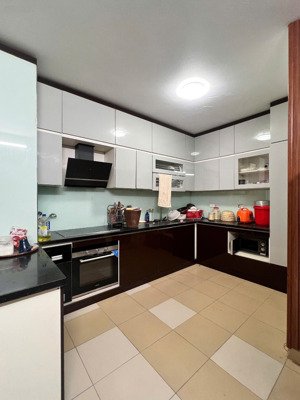 bán nhà phú thượng - tây hồ - 70m2 - 4 tầng - ngõ thông - ô tô vào nhà - giá nhỉnh 18 tỷ