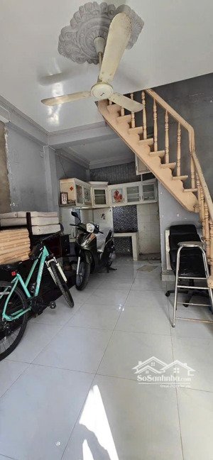 bán gấp nhà cách mặt tiền lâm văn bền 3m, 02 tầng dt ~25m2