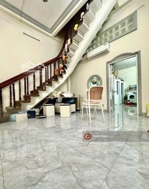 phú nhuận bán nhà trường sa hxh ngắn thẳng trục ngang hơn 4m giá 12,9 tỷ.