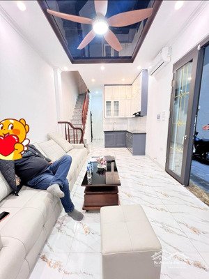 cực phẩm! hoàng mai nhỉnh 7 tỷ, ô tô đỗ, ngõ thông, thoáng sáng, kinh doanh, 6 ngủ sịn sò, 42m2*5t