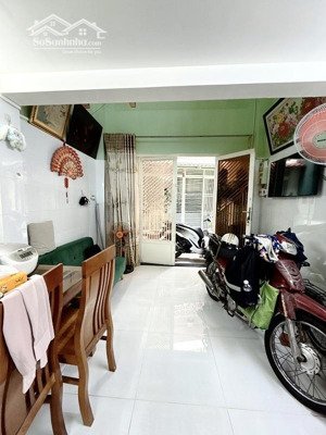 nhà xinh nở hậu - sư vạn hạnh - 3.2/3.5x8m (26.2m2), 3 tầng - nhỉnh 4 tỷ