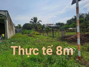 bán lô đất ở mặt tiền đường làng thương 266m2 dân cư ở đông đúc,cach ql 20 khoảng 1,2km,1,4 tỷ