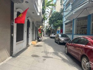 nhà văn phú -phú la -hà đông nhà 4 tầng dt32m ngõ ôtô phun nội thất chỉ 5ty sở hữu ngay căn nhà