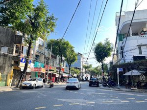 bán gấp nhà mặt phố núi thành, hải châu, tuyến phố huyết mạch trung tâm đà nẵng