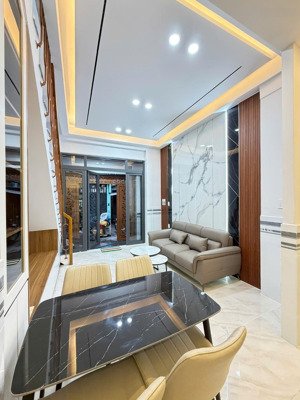 góc 2 mặt hẻm đường trương phước phan - bình tân - 2 tầng xây mới full nội thất -4t35