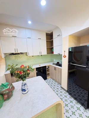 siêu phẩm có 102 ? toà ccmn phố thuỵ khuê - máy in tiền 37 căn hộ - 115m2 x 10 tầng x mt 8.6m