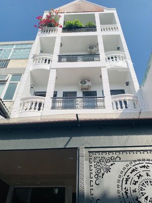 biệt thự mini (6x13) - giáp tân bìnn, gần emart phan huy ích, gò vấp - 5 tầng - 5 pn - hxh thông