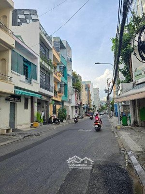 mặt tiền kinh doanh - 5 tầng - gần chợ phạm văn hai - giáp quận 3 - chỉ 9 tỷ