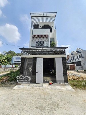 bán nhà 1 trệt 2 lầu hoàn công, cách đường hoàng minh chánh 100m p.hóa an tp.biên hòa