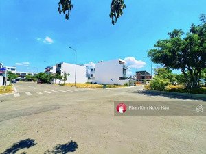 bán lô góc cực đẹp đối diên công viên bồn hoa , kđt mỹ gia gói 7 an khánh, nha trang
