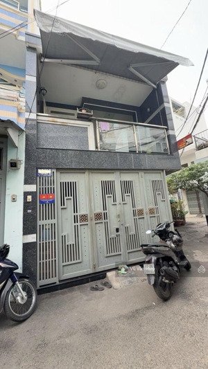 nhà 2 tầng bà hom 4.3m x 15m vuông vức hẻm xe hơi vào nhà chỉ 6.6 tỷ (tl)