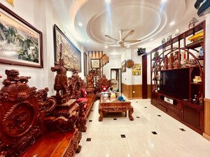 5 phút lên bờ hồ, minh khai gần phố, ngõ nông, siêu đẹp, mới keng, 2 thoáng, dân xây, 5 ngủ, 62m2*5