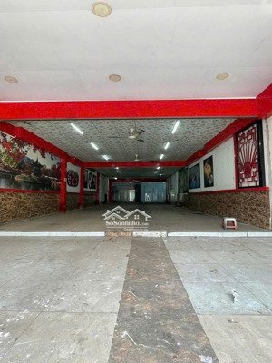 mặt bằng nguyên căn 400m2 vị trí kinh doanh sầm uất đường lê đức thọ