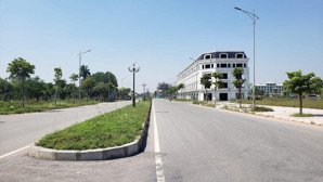 suất ngoại giao mặt đại lộ trường chinh giá chỉ hơn 14 tỷ.