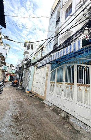 hẻm xe hơi - sát mặt tiền trần trọng cung - 4x14m - hơn 7 tỷ