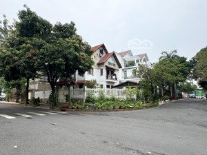 biệt thự trần não góc 2 mặt tiền 245m2 giá 62tỷ về 55tỷ bán gấp trước tết khu bảo vệ p. an khánh q2