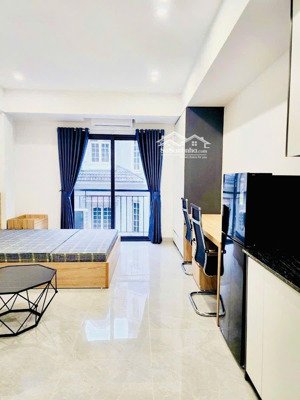 bán ccmn gà đẻ trứng vàng-lãi ròng hàng tháng-tt thanh xuân-ô tô vào nhà-13 phòng khép kín-doanh th