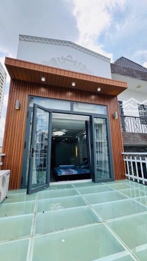 bán gấp nhà hxh - dt 4m x 20m - giá 8,6 tỷ - 2 tầng - đường lâm văn bền - p. tân hưng - quận 7