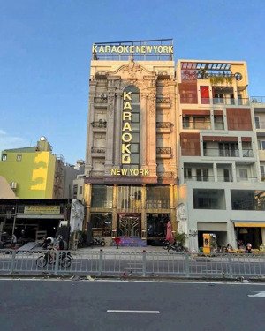 bán tòa nhà mặt tiền âu cơ - lạc long quân - dt: 8.5 x 23m - hầm + 6 tầng - giá bán: 40 tỷ tl