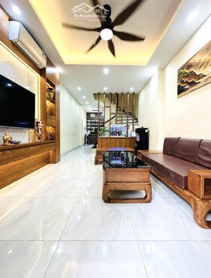 full nội thất ở ngay,gần oto- bạch mai-38m-7 tỷ 802