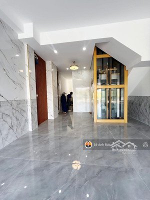 bán nhà 7 phòng ks mới 100%, thang máy - nội thất đầy đủ cho thuê 50 - 70 triệu/tháng kề the prive