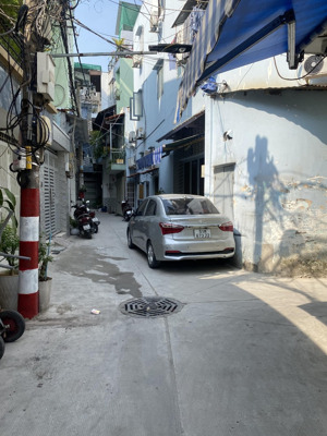 bán nhà 985/4.. lạc long quân, tân bình, dt: 5x13m, 5tầng, 7 phòng, hđt 30tr, giá 7,1tỷ