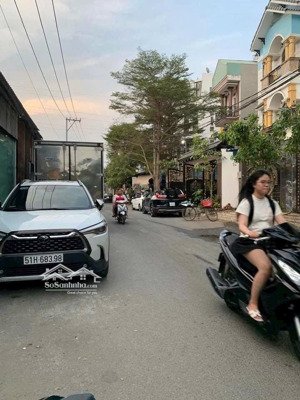 bán nhà 4 tầng góc 2 mặt tiền kinh doanh ngay hiệp bình, đường thông quốc lộ 13,thủ đức giá 9,8 tỷ