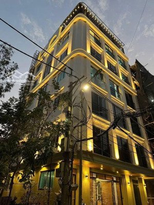 toà căn hộ dịch vụ vip gần học viện tài chính - doanh thu khủng 1.5 tỷ/năm - 5 ô tô tránh