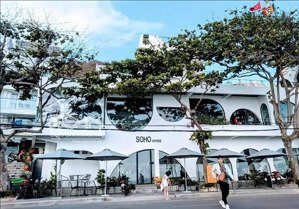 cho thuê nhà mặt phố lạc long quân, mt 18m, 198m2, giá tốt, chính chủ