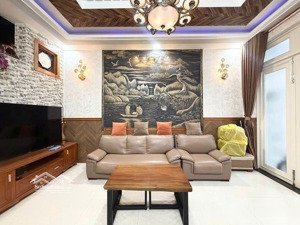 bán nhà lê văn quới, 5x19m, hẻm 8m, full nội thất - thang máy 450kg - giá chỉ 10 tỷ tl