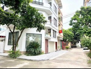 cho thuê nhà nguyên căn thạch bàn long biên - ô tô tránh