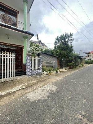 bán đất kqh xí nghiệp 92 mê linh đà lạt - 151,7m2 full thổ cư giá 7,5 tỷ