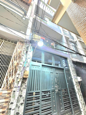 nhà đẹp lạc long quân, bước 1 bước ra hẻm xe tải, giá chỉ 7.5 tỷ