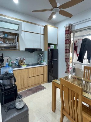 mình chính chủ cần bán gấp căn tầng 8 sudico ct1 bán mọi giá lh 