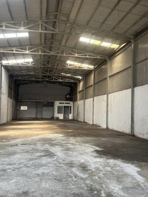 cho thuê xưởng 500m. xuân thới sơn. hóc môn