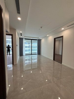 bán gấp căn hộ 2pn 80m2 tại sunshine green iconic giá chỉ 8,15 tỷ, lh em trang 