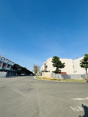 bán lô góc nhỏ 2 trục đường lớn 18m gói 7 kđt mỹ gia, đường số 16 và 55, giá 9.9 tỷ