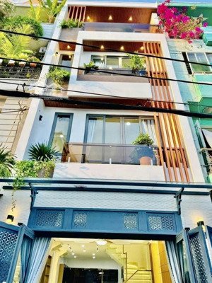 chính chủ cần bán gấp nhà cao đạt-p1-q5,gần bv nhiệt đới.giá 4tỷ890tr/80m2,đang cho thuê 32tr/thang