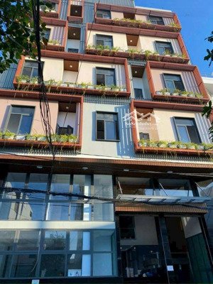 hàng đầu tư dòng tiền 6% ! bán gấp tòa nhà chdv bề thế phan đăng lưu, 220m2 (14x18) h 6 tầng