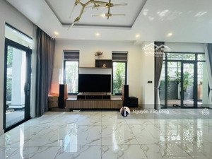 hot - biệt thự hồ full nội thất sẵn vào ở diện tích 8x22m cho thuê 45 triệu thương lượng
