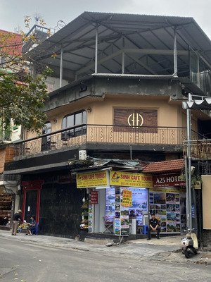 cho thuê nhà mp mã mây, diện tích 280m2 x 3 tầng, mt 6.5m, thông sàn, vị trí đẹp, mọi mô hình