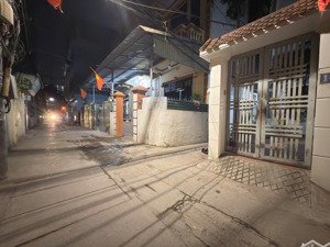 bán nhà xuân la xd tây hồ 55m x 2t mt 5.7m giá 13.68 tỷ 10m ra ô tô tránh cạnh ngoại giao đoàn