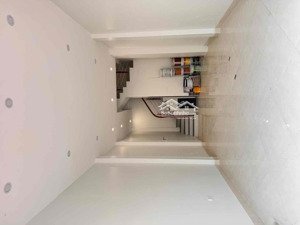 pháp lý sạch như lau gương. nhà thổ cư sổ riêng- ngõ ô tô-giá dưới 5 tỷ ở ngay, không lo quy hoạch