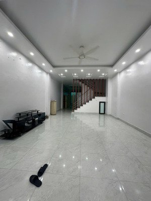 bán liền kề vân canh hud, 110m2, 4 tầng, đường 13m, giá rẻ nhất thị trường 150 tr/m2 cho thuê 20 tr