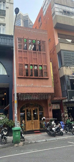 khan hiếm - tòa nhà giảm 4 tỷ - 23 đông du q1 - 4x13m - thuê 145tr/tháng - giá bán nhanh 66,5 tỷ