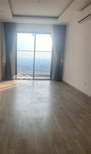 chỉ 8,2 tỷ căn chung cư 3pn3wc diện tích 108m2 dự án the wisteria đường 32 hoài đức. lh: 