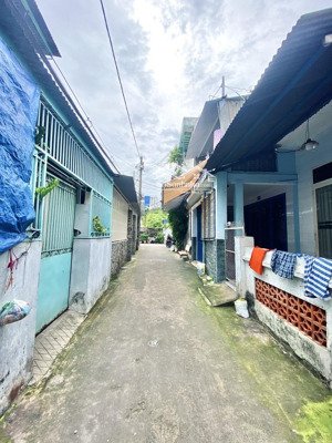 bán nhà nguyễn văn quá, q12 xe hơi vào nhà 123m2 giá tốt 5,1 tỷ