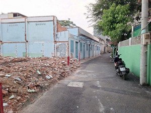 60m2 - 5.6 tỷ - hxh - trung tâm thủ đức - tiện xây mới - khu hiếm nhà đất bán.linh chiểu thủ đức.