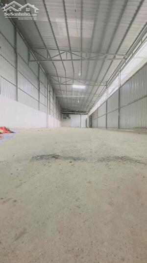 Kho 300m giá 17 triệu đường Hiệp Bình giao Phạm Văn Đồng Thủ Đức